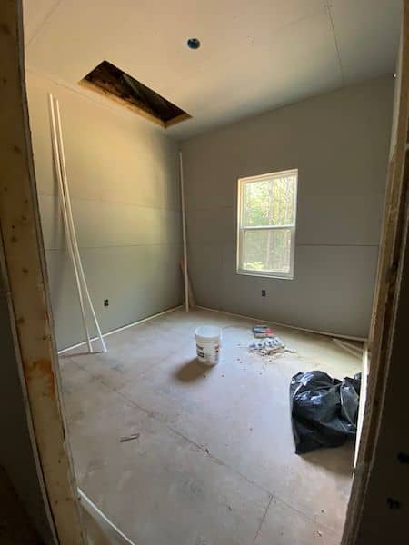 Drywall Repairs: Ceilings & Patches: photo 1 of 10