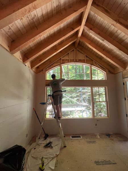 Cabin Great Room Drywall & Finish