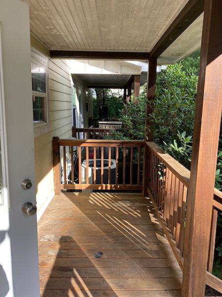 Multi-Unit Porch & Exterior Pressure Washing: photo 5 of 23