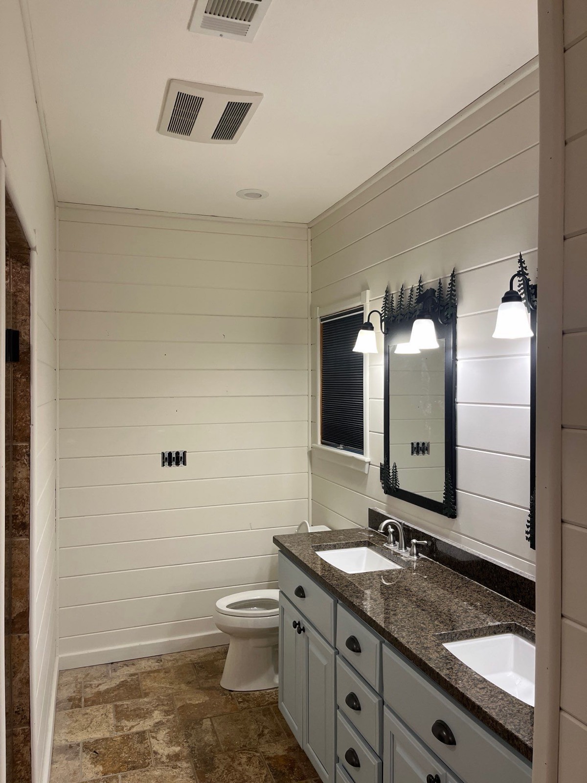 Whole-Cabin Interior Repaint in North Georgia: photo 19 of 21