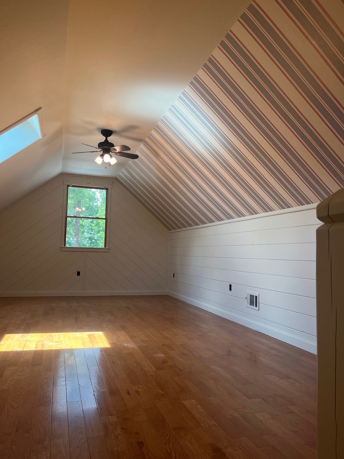 Whole-Cabin Interior Repaint in North Georgia: photo 13 of 21
